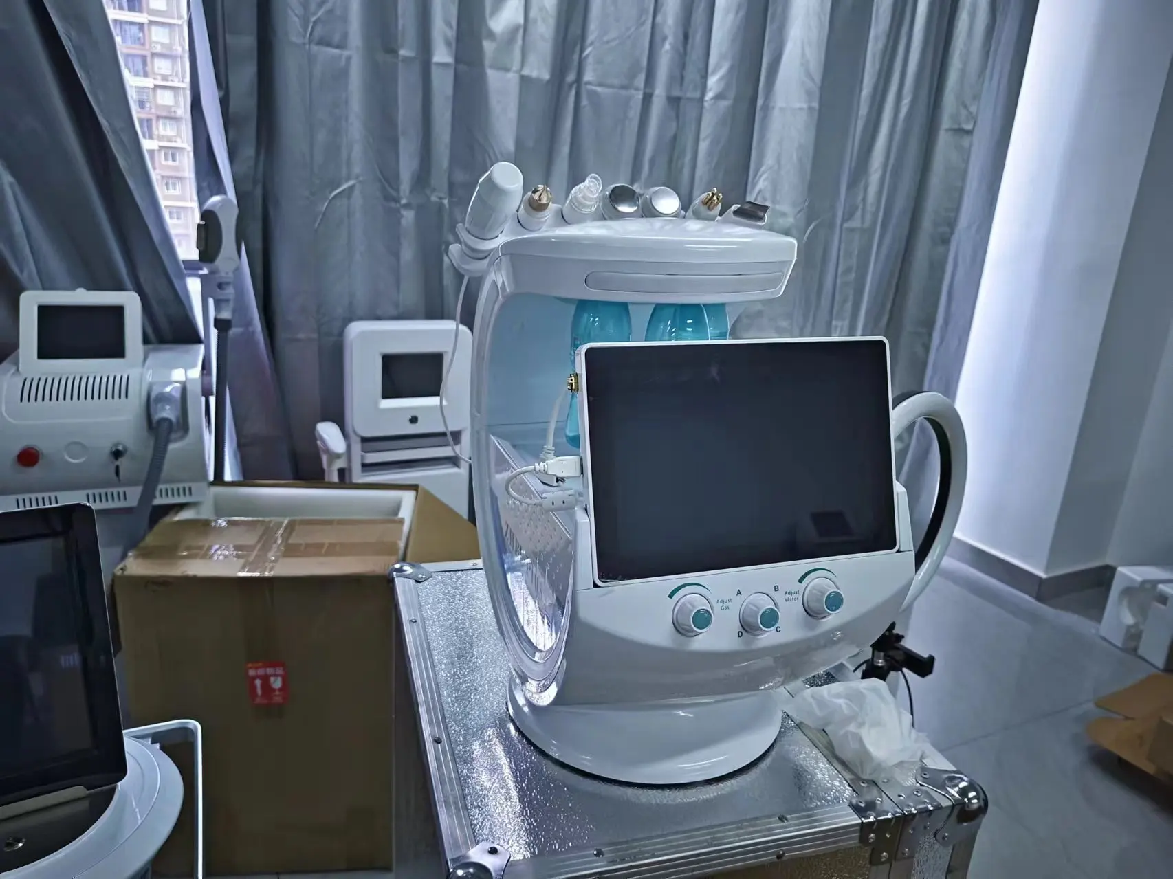 Máquina multifuncional 7 en 1 para el cuidado de la piel, limpieza facial, rejuvenecimiento de la piel, eliminación de puntos negros, equipo de belleza para lifting facial