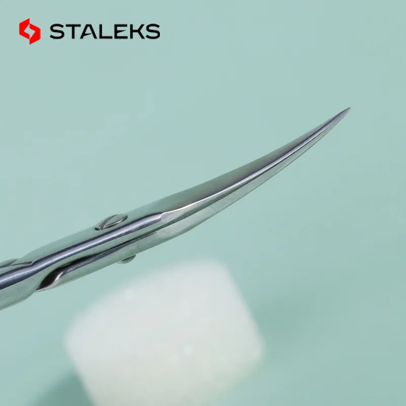 STALEKS Expert-Tijeras de cejas de acero inoxidable 50-2, herramienta para el cuidado de las uñas, exfoliante de boca curva, 1 unidad