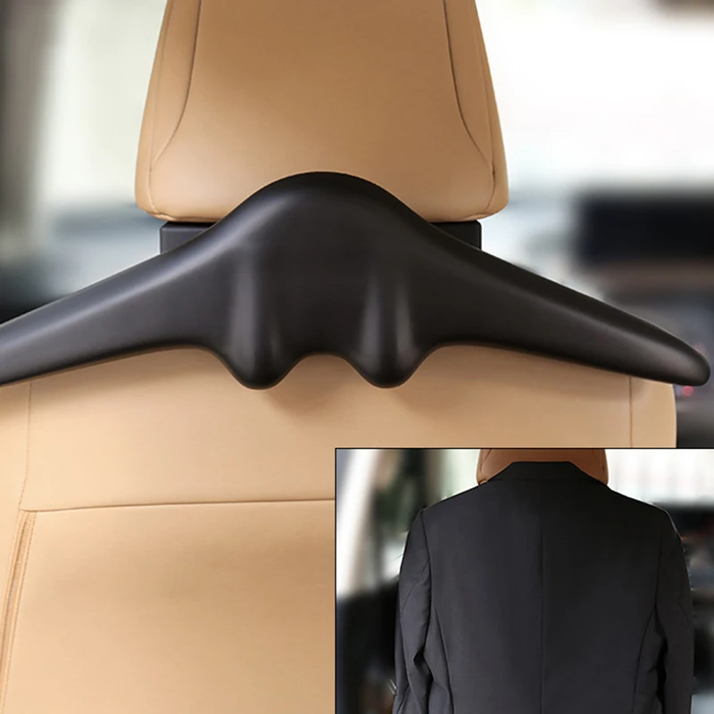 Perchas de cuero PU suave de alta calidad para trajes, abrigos y chaquetas, para el reposacabezas del asiento trasero del coche, con asa de seguridad y gancho para colgar