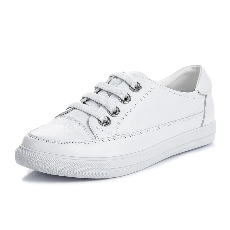 2025 Zapatillas de deporte de cuero genuino para mujer, zapatos blancos pequeños de talla grande, zapatos vulcanizados a la moda para mujer, Zapatillas planas de verano para mujer