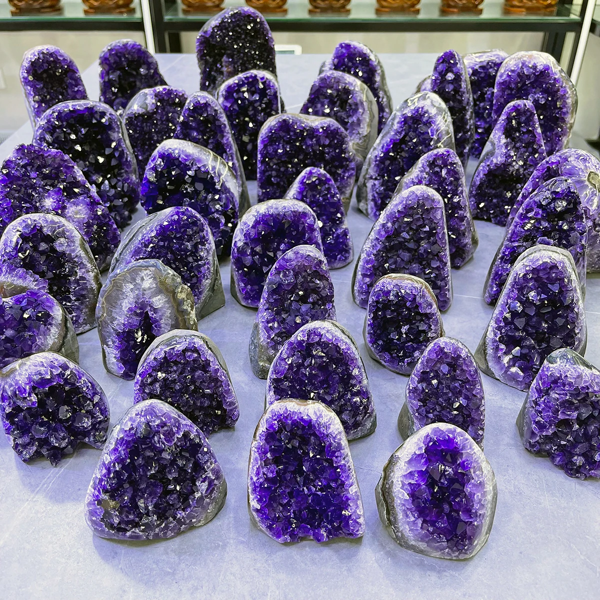Geoda de amatista Natural, cristal púrpura, racimo de cuarzo, energía de ensueño, huevo de trueno curativo, decoración del hogar al por mayor