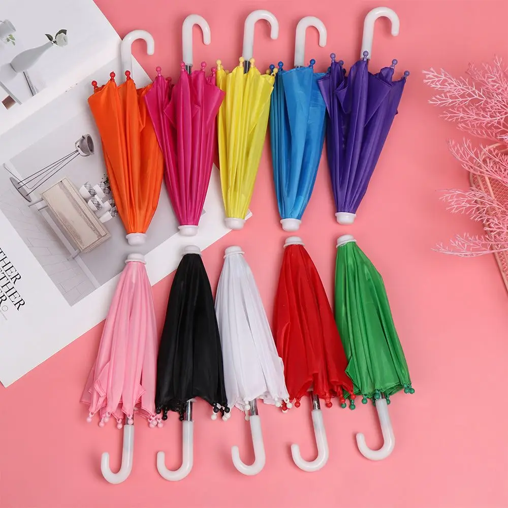 Mini paraguas de juguete para niños, sombrilla de lluvia, accesorios para muñecas, regalo de cumpleaños, adorno de muñeca para niños, nuevo, 1 pieza