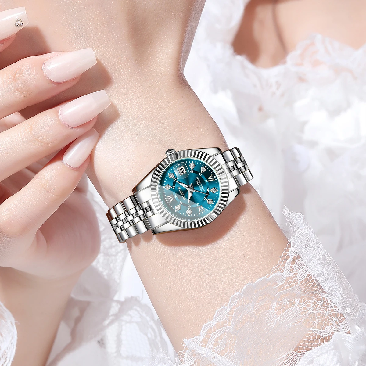 Reloj de cuarzo con esfera Roma para mujer, relojes de pulsera con calendario de acero inoxidable y diamantes de imitación para mujer, reloj femenino (sin caja)