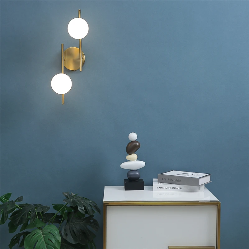 Lámparas de pared Led modernas, luces de pared doradas para interiores con bola redonda de cristal lechoso, luces de pared para cabecera, bombillas dobles G9 con bombilla