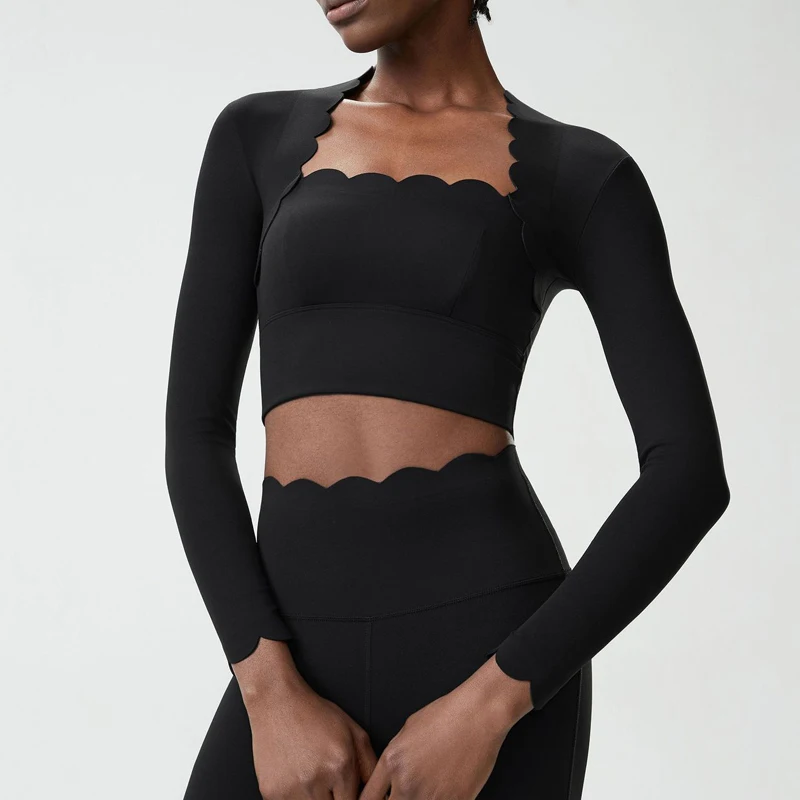 Camiseta de Yoga de Manga Larga para Mujer, Color Sólido, Corte Ajustado, Top Corto para Gimnasio, Elástico y Suave, con Relleno en el Pecho, Ropa Deportiva Femenina
