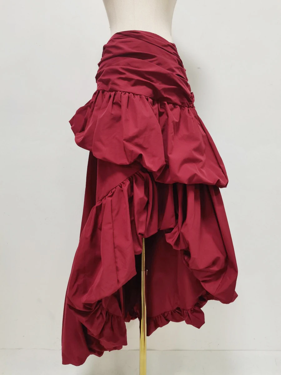 TWOTWINSTYLE Falda Irregular con Parches y Pliegues para Mujer, Cintura Alta, Holgada, Minimalista, Ropa de Moda Femenina, Nueva Colección 2026