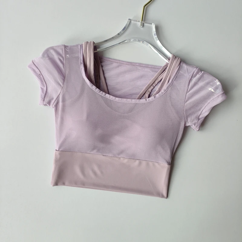 Traje de entrenamiento de Pilates para mujer, traje de Yoga con cojín para el pecho, Top de secado rápido, sensación de alta gama, deportes de manga corta, transpirable