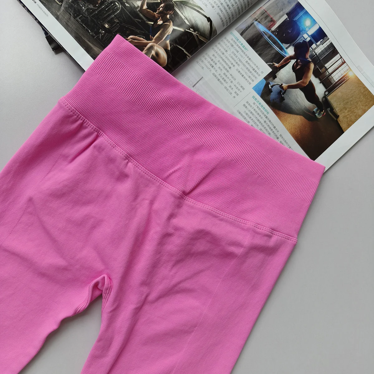 Legging de gimnasio de cintura alta, mallas de Yoga sin costuras, mallas deportivas push-up para mujer, pantalones deportivos de alta elasticidad para correr, ropa de gimnasia para levantamiento de cadera