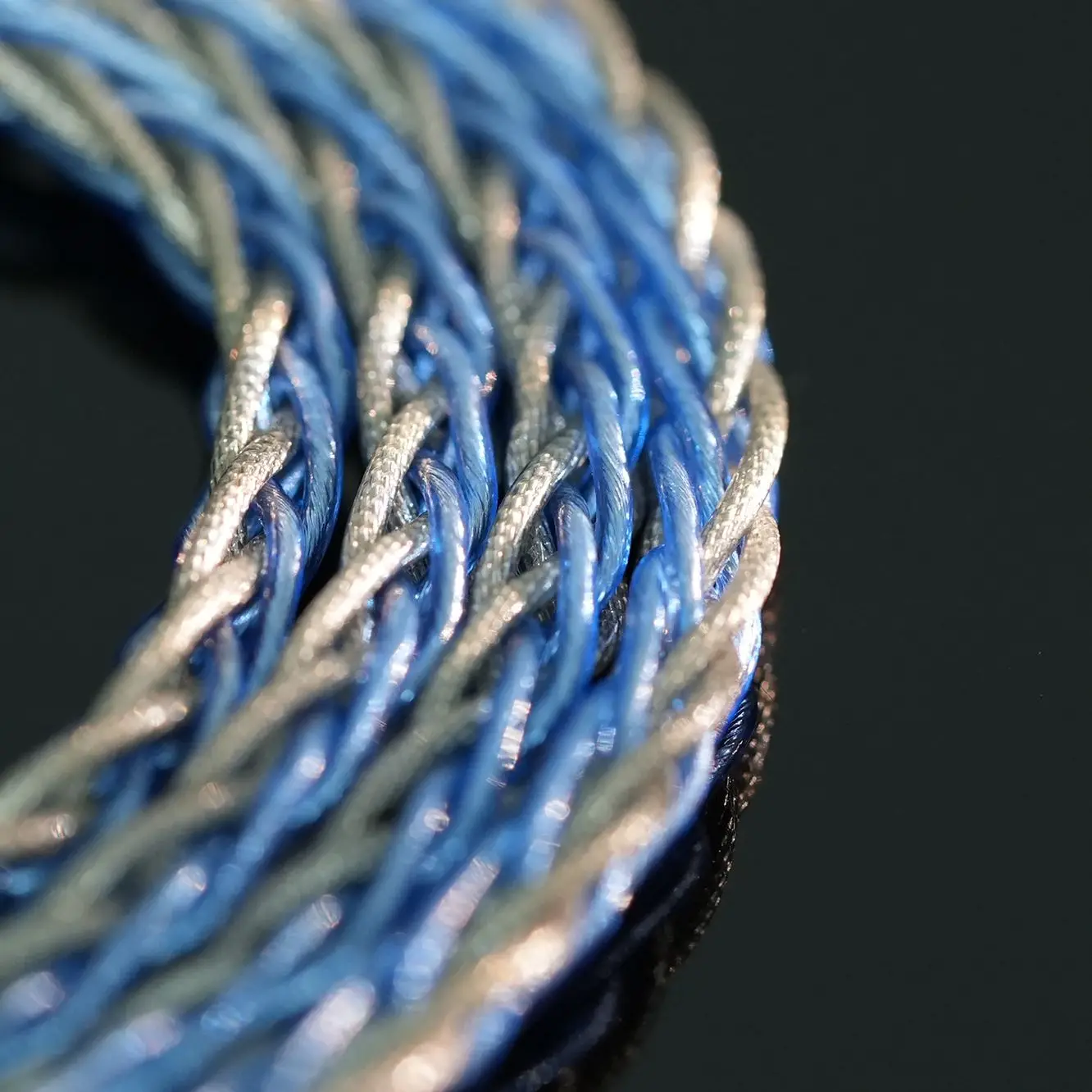 XINHS Cable de lámina de plata mixta de cobre de cristal único de 8 núcleos, Cable de actualización de auriculares QDC de 2 pines, adecuado para Sanreya, QDC Original