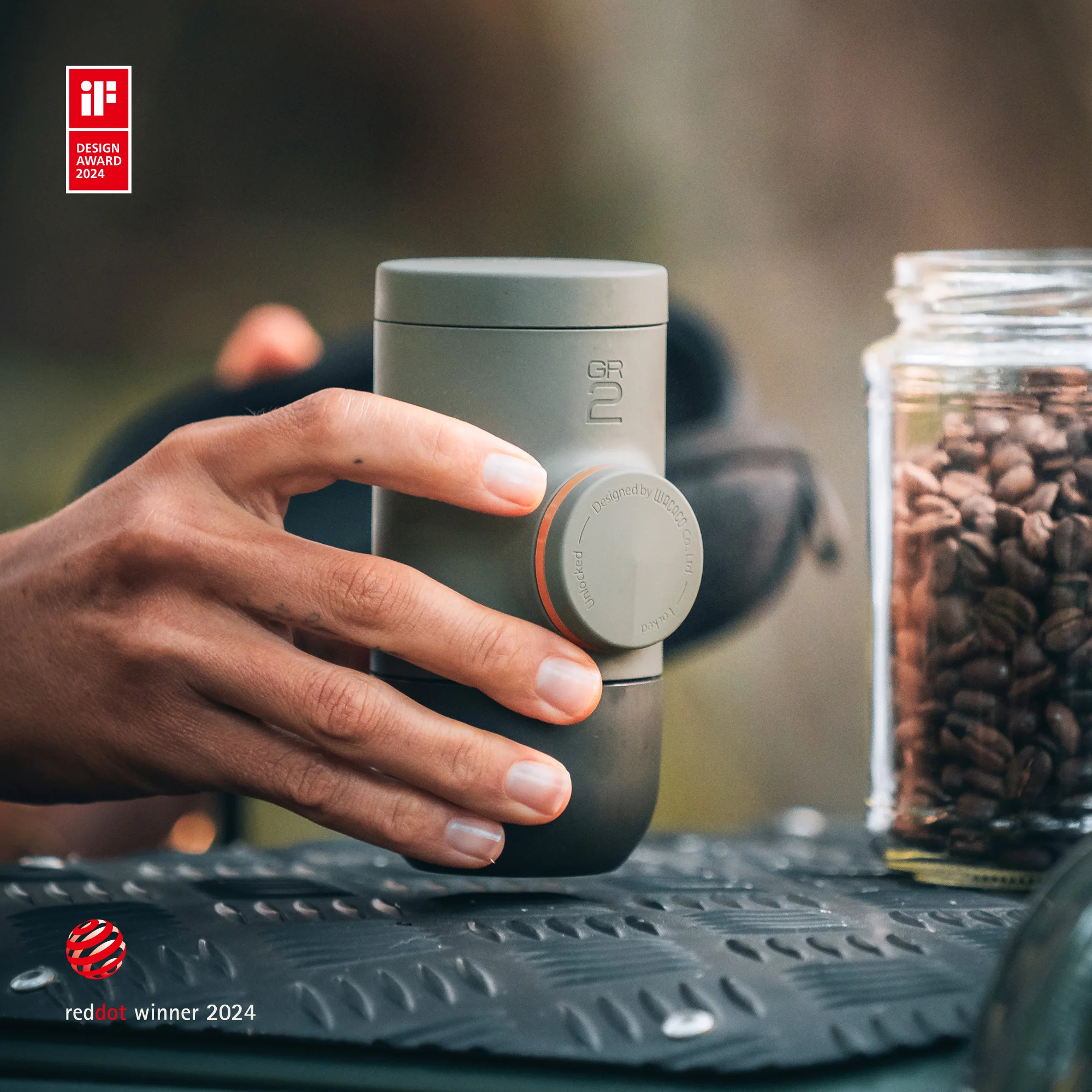 WACACO Minipresso GR2, sin electricidad, máquina de café expreso para café molido compatible con exteriores, cafetera portátil,