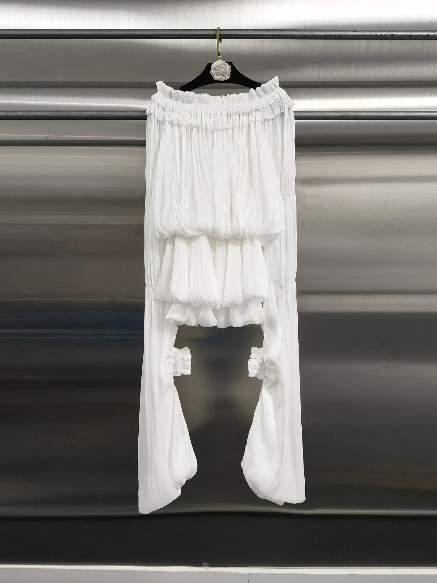 Vestido Mini GALCAUR Sólido con Pliegues y Empalmes para Mujer, Cuello Asimétrico, Mangas Largas, Diseño de Parches, Cintura Elástica, Moda Femenina