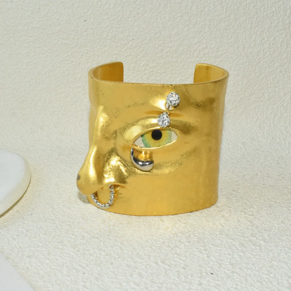 Brazalete con diseño de ojos faciales de Metal étnico Vintage para mujer, joyería, desfile de moda, accesorios de brazalete abiertos a mano