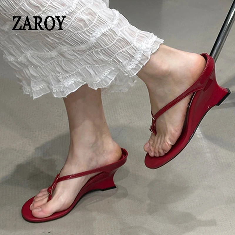 Sandalias de lujo de diseñador para mujer, tipo chanclas con cuña, tacón alto de 6 cm, punta abierta, con hebilla de moda, rojas, gruesas, шлепки женские