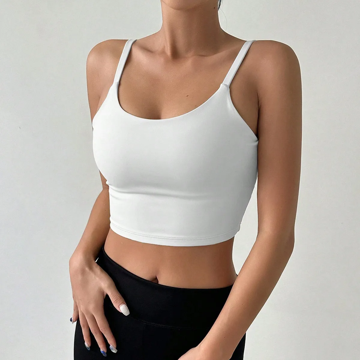 Ropa interior de Yoga para mujer, Sujetador deportivo liso transpirable en forma de U, Top con almohadilla para el pecho, gimnasio, entrenamiento atlético ajustado, chaleco para correr
