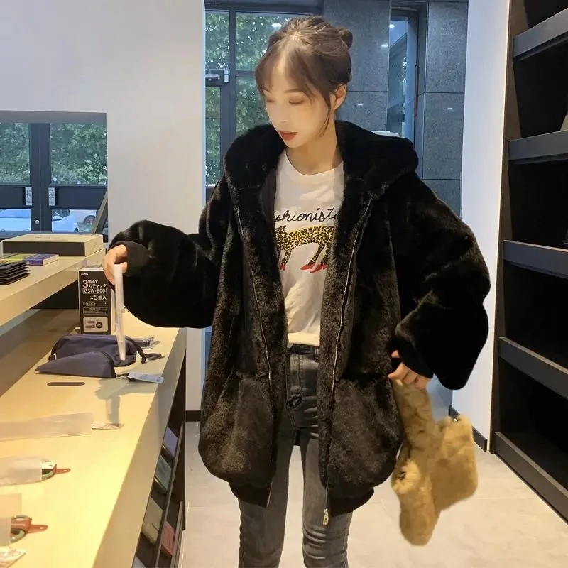 Abrigo coreano holgado de felpa gruesa para mujer, abrigo de invierno de imitación de piel de conejo, chaqueta cálida con cremallera, parka con capucha, abrigo.