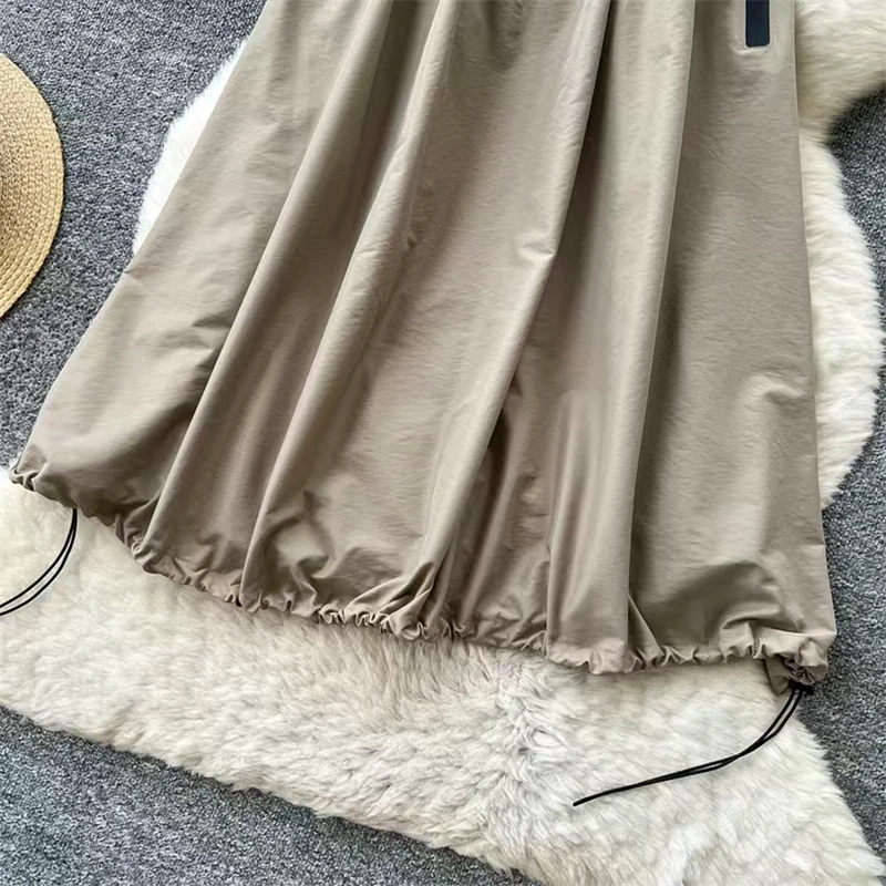 Nueva Falda Midi de Mezclilla con Parches para Mujer, Diseño Exclusivo, Color Caqui, Cintura Asimétrica con Cordón, Falda Burbuja con Bolsillos con Cremallera SK8003