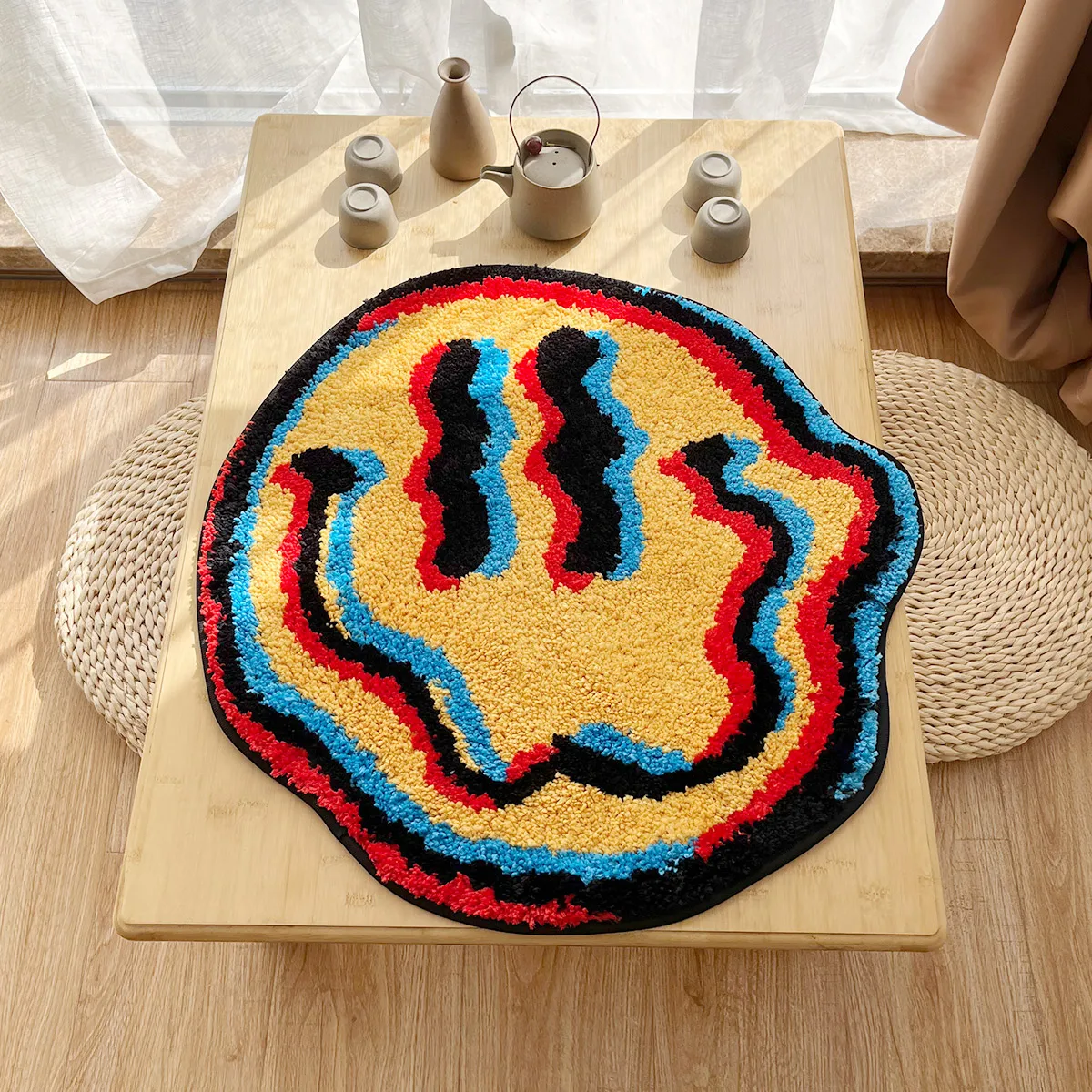 Alfombra Trippy Smiling - Diseño capitoné único |   Regalo ideal para un amigo |   Alfombra de dormitorio Geeky |   Decoración del hogar con respaldo antideslizante de TPR