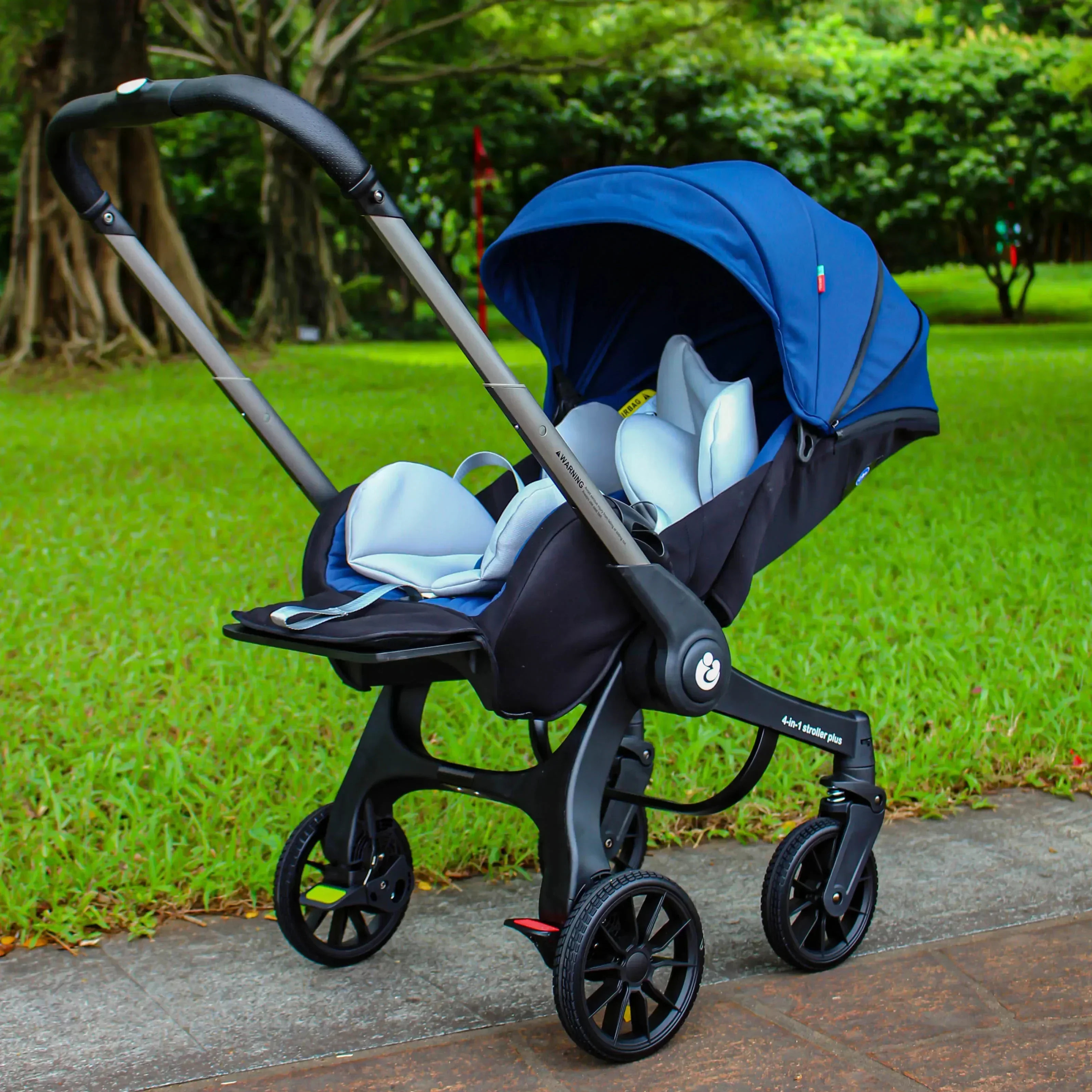 Nuevo cochecito multifuncional para bebé 4 en 1 plegable con silla de auto, cochecito portátil para bebé 3 en 1, stock en la UE