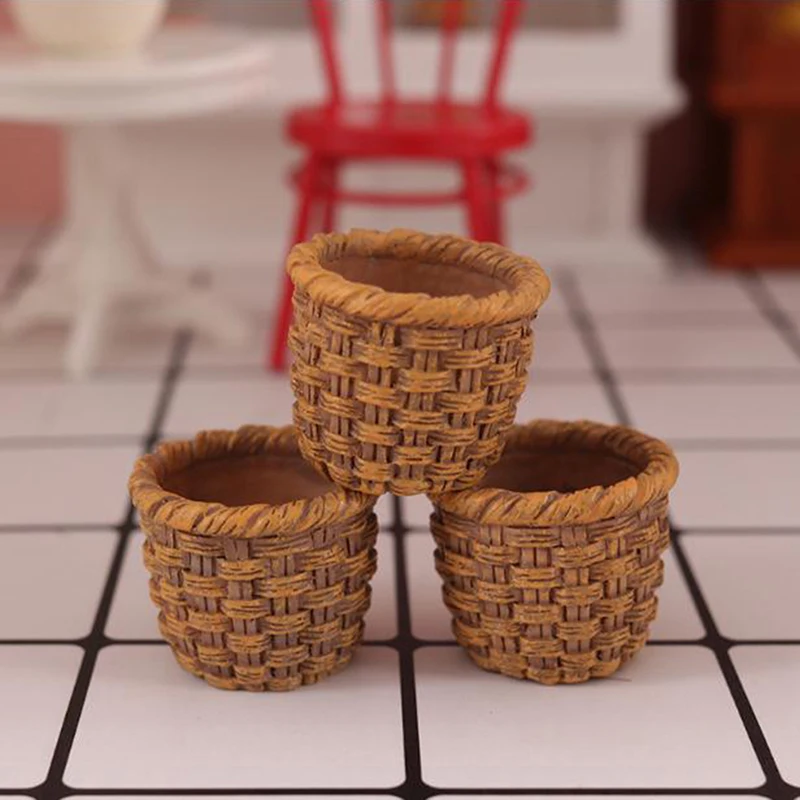 Mini cesta de mimbre tejida a mano para casa de muñecas, bonita cesta de almacenamiento de alimentos vegetales, decoración en miniatura, 1/12