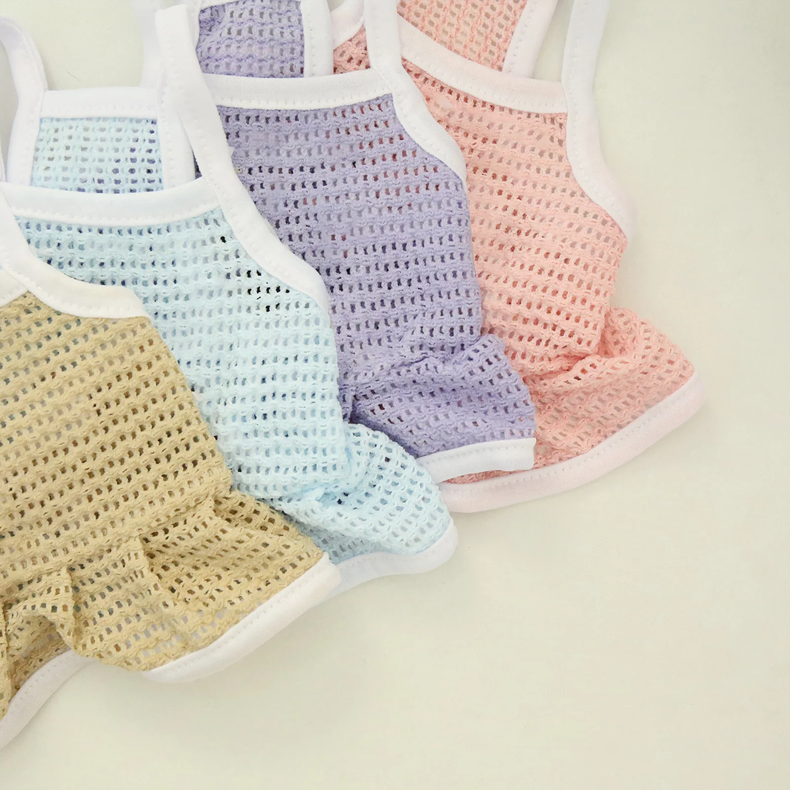 Vestido para mascotas Falda de correa fresca transpirable de malla Color sólido Falda simple para perros y gatos