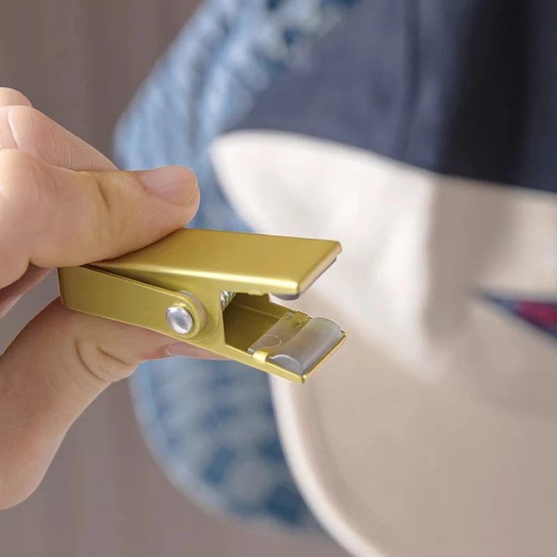 Clip de gancho multifuncional de aleación de aluminio y metal, clip de almacenamiento para falda y sombrero, perchas para ropa, clip de secado, estantes para pantalones sin costuras, 6 uds.