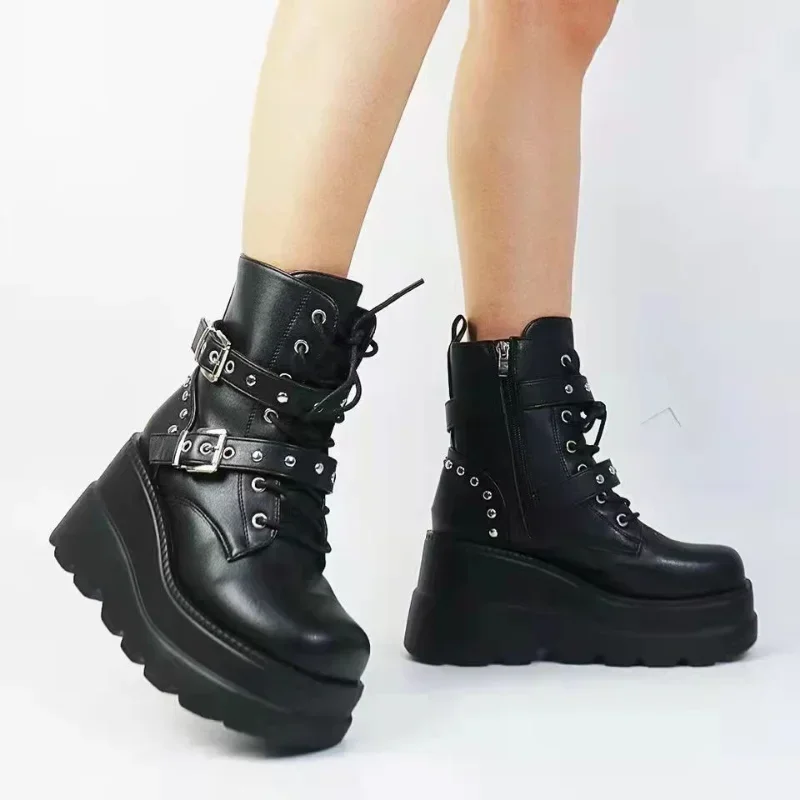 Nuevos botines de cuero Pu para mujer, Otoño Invierno, punta redonda, zapatos con cordones, Botas de plataforma para motocicleta para mujer, zapatos góticos