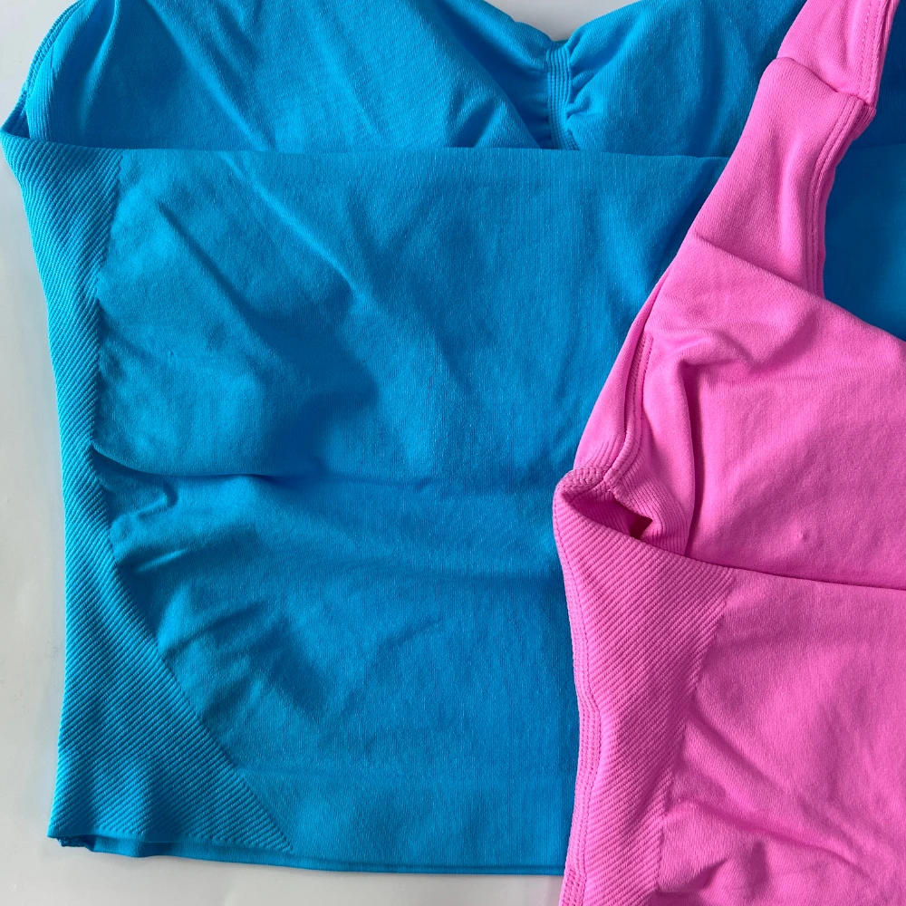 Top sin costuras con cuello Halter para mujer, Top de gimnasio acolchado con tiras y palangre sin espalda, sujetador incorporado, copas extraíbles, ropa deportiva, camisetas sin mangas para Yoga