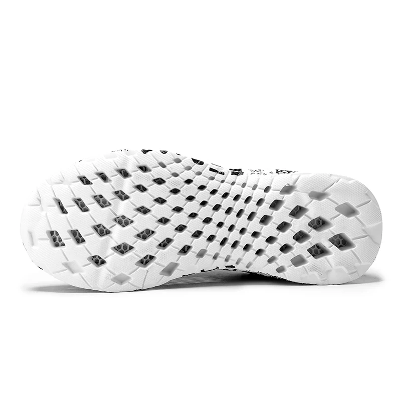 Zapatos de playa descalzos para hombre y mujer, zapatos para caminar en el agua, para pescar, nadar, zapatillas de deporte de malla acuáticas de secado rápido