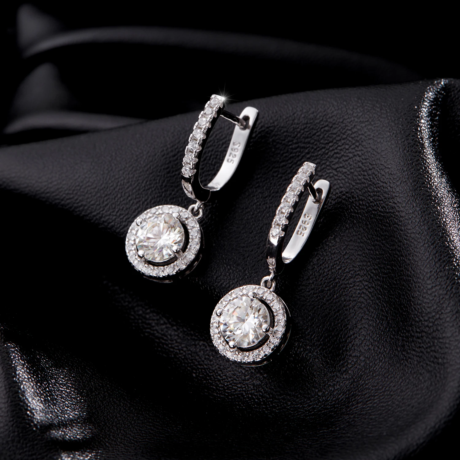 Pendientes colgantes de moissanita de Color MODIAN D, pendientes colgantes de Halo de Plata de Ley 925 para mujer, regalo de joyería fina de compromiso de boda