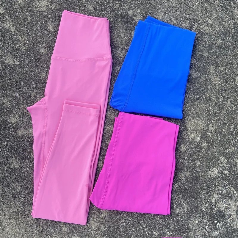 Mallas deportivas de Yoga de 25 "con bolsillos, mallas de cintura alta para gimnasio para mujer, pantalones de Yoga suaves para Fitness de talla grande, pantalones de entrenamiento para correr