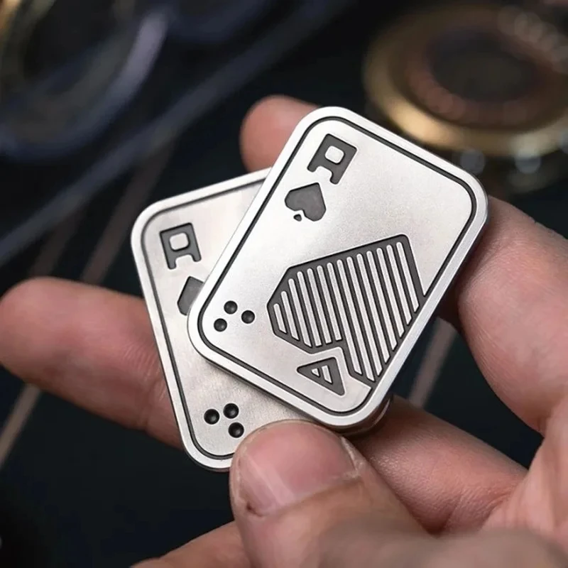 Fidget Spinner AA KK solución giroscópica para la yema del dedo juguete de reducción de presión Push Poker Push Card EDC juguetes de Metal regalos para adultos