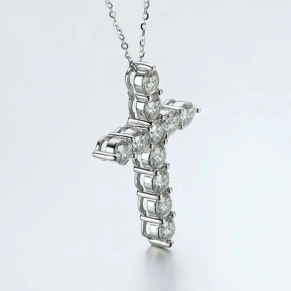 Colgante de cruz de moissanita completo, cadena Original de plata Sterg chapada en oro blanco, collar fino para joyería de mujer