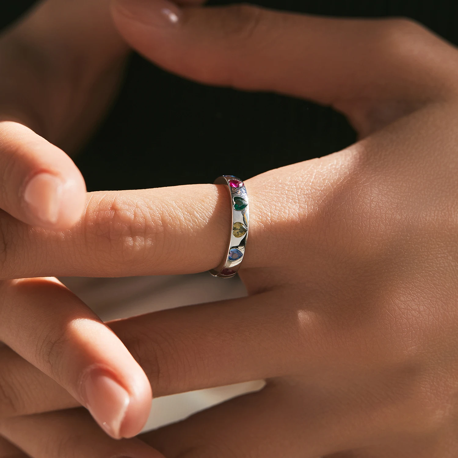 MODIAN Plata de Ley 925 dulce romántico colorido circón corazón apilable eternidad banda anillos de moda para mujeres joyería fina