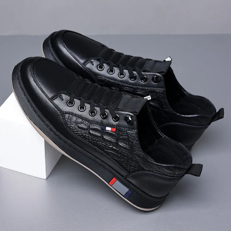 Zapatillas de deporte informales de cuero genuino para hombre, zapatos vulcanizados para senderismo, escalada, caza, exteriores, otoño e invierno, novedad