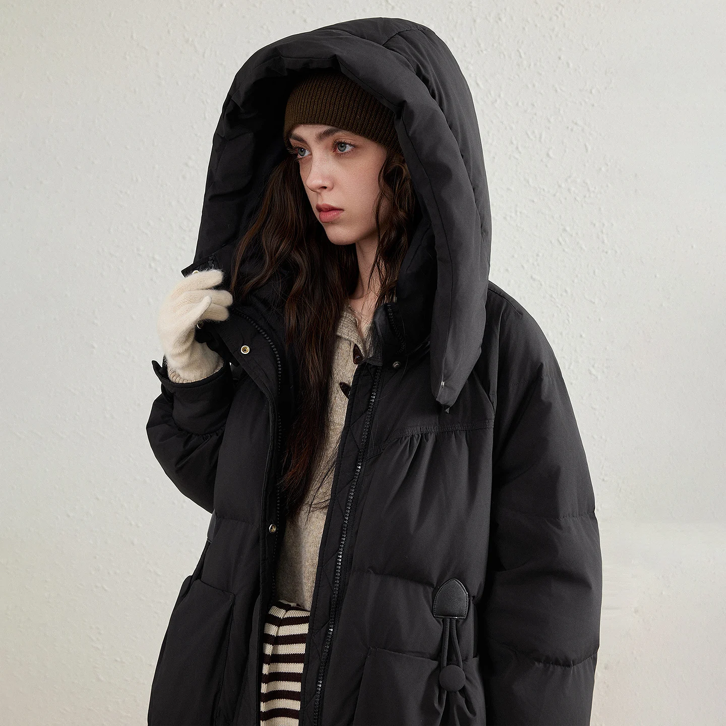 Chaqueta Corta de Plumón para Mujer TOYOUTH, Invierno 2026, Estilo Deportivo Universitario, Resistente al Viento, Forro Cálido, Conjunto de Dos Piezas