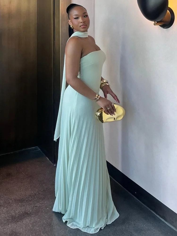 Vestido Wmstar para mujer, venta al por mayor, novedad de verano 2021, elegante Top con cuello Halter, Falda plisada de cintura alta, traje elegante para Club de lujo