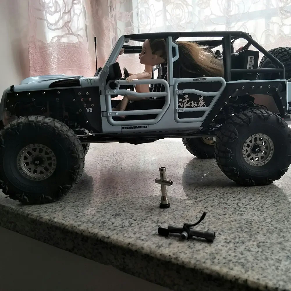 Tapa central de llanta de rueda de Metal, tapa antipolvo, tuerca M4, 4 Uds. Para 1/10 coche trepador de control remoto Axial SCX10 D90 TRX4 TF2 CC01 Capra Upgrade