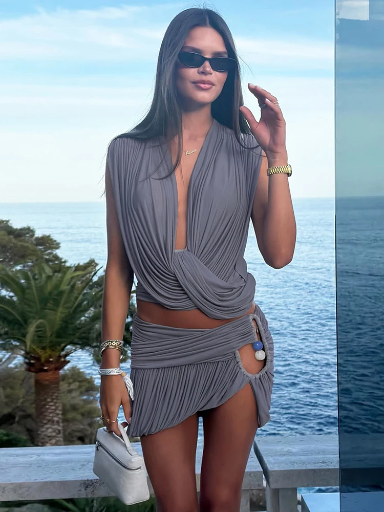 Conjunto de 2 piezas de moda sexy para mujer: Top corto fruncido con cuello columpio y espalda descubierta + Minifalda con decoración de cuentas, Atuendos elegantes