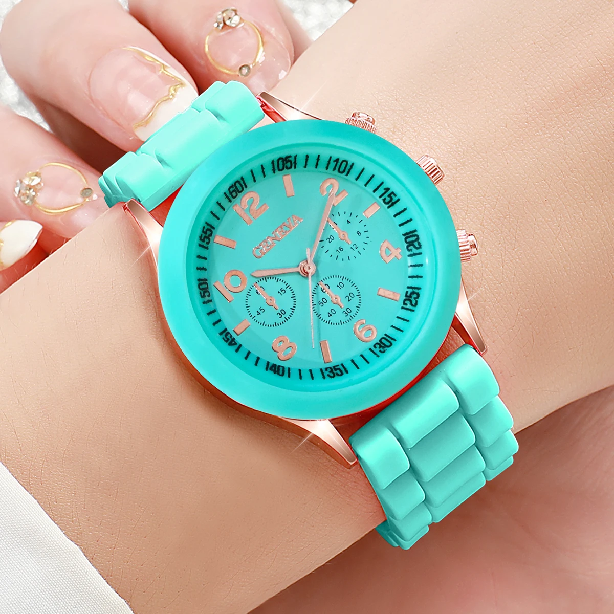 5 piezas de relojes para mujer, conjunto de reloj de cuarzo analógico con banda de silicona a la moda (sin caja)