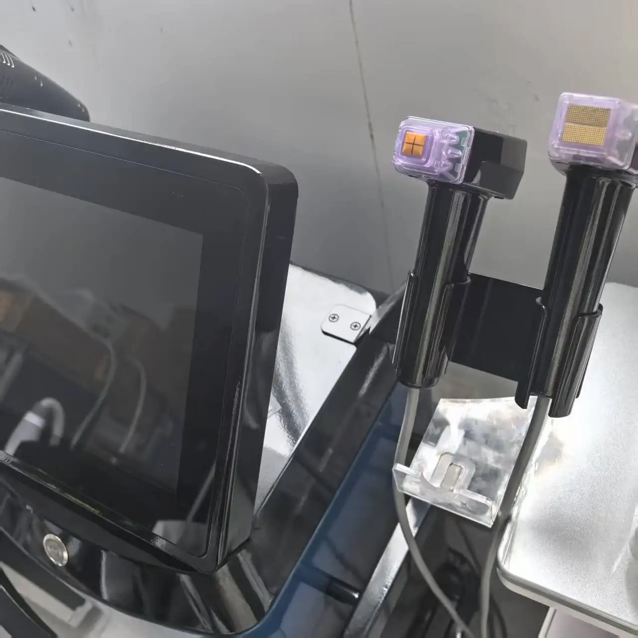 Máquina Profesional de Microagujas RF Morpheus 8 para el Cuidado Facial de la Piel con Cartuchos de 12, 24 y 40 Nano Agujas