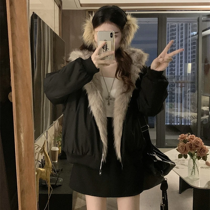Nuevas chaquetas de invierno a la moda, ropa corta holgada de dos caras para mujer, chaqueta acolchada de algodón con capucha de piel de terciopelo de visón de imitación, abrigos de tendencia