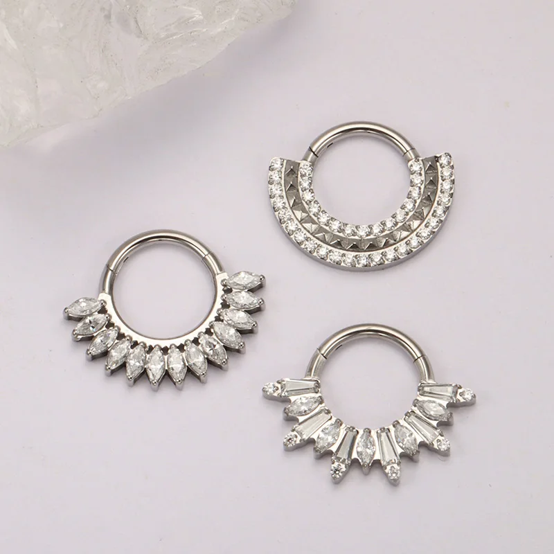 Anillo de Nariz Articulado de Titanio ASTM F136 con Circonita Cúbica, Piercing Clicker para Septum, Daith, Hélix, Tragus, Joyería Corporal Nueva 2026