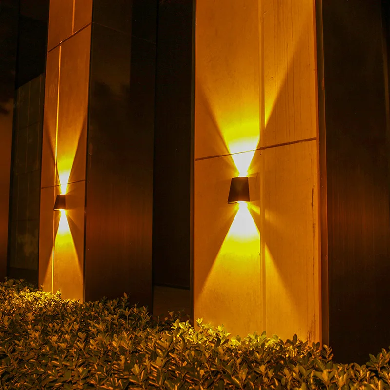 Lámpara Solar de pared de 2 LED, luces solares impermeables para decoración de jardín al aire libre, iluminación luminosa arriba y abajo para calle, balcón, jardín, Villa