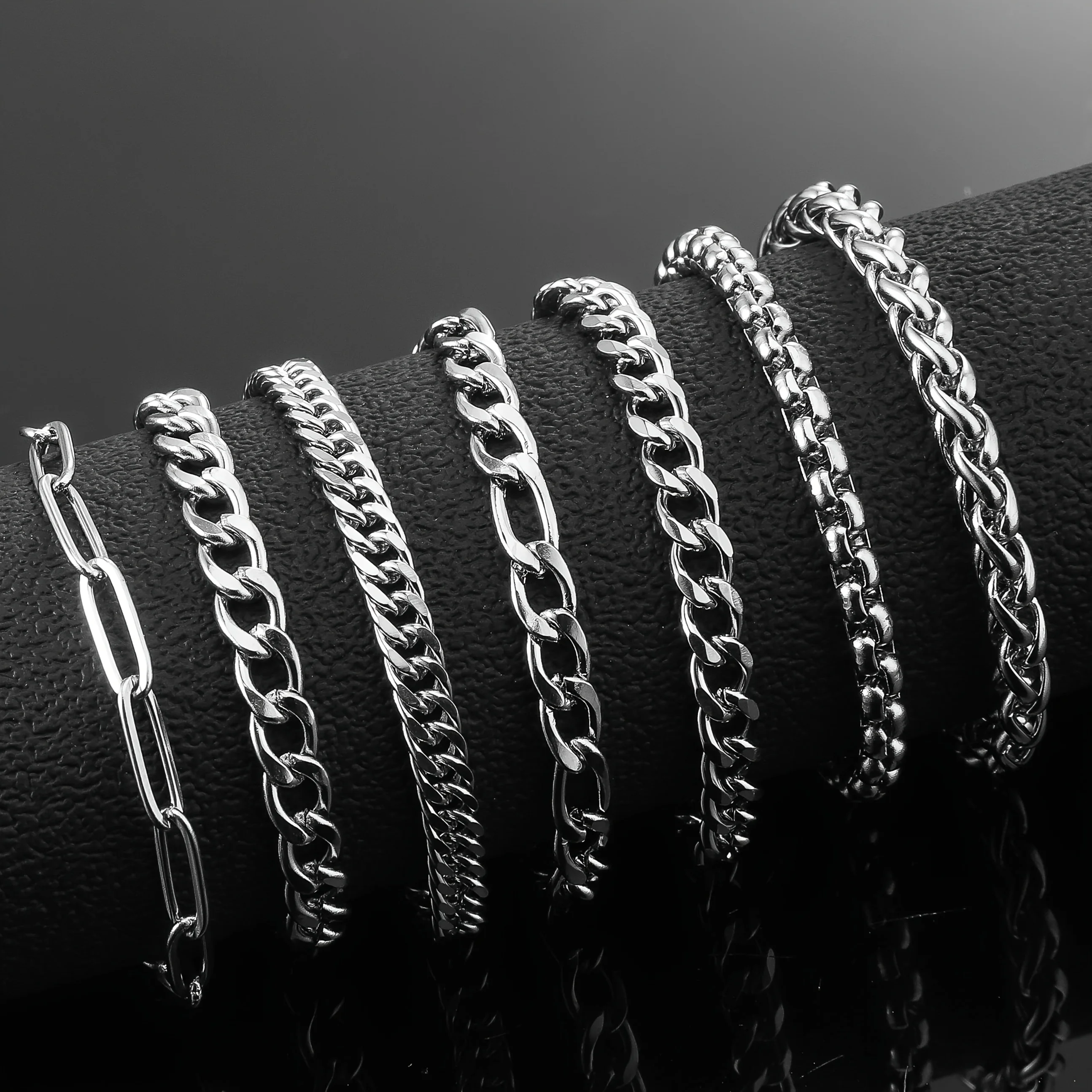 Juego de 7 Pulseras de Acero Inoxidable, Longitud 8.27 Pulgadas (cm), Adecuadas para el Uso Diario Masculino, Regalo de Cumpleaños
