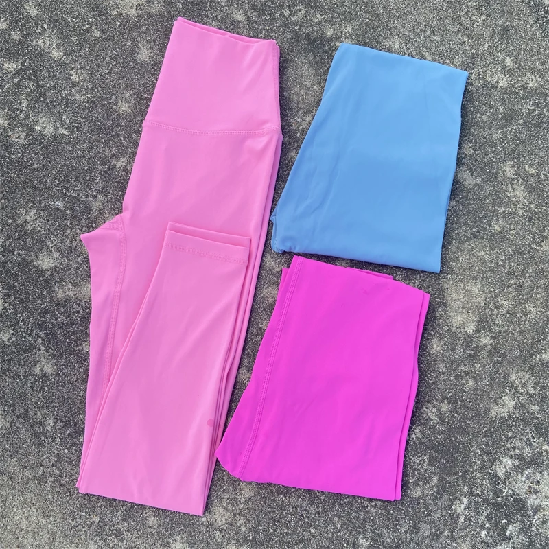 Mallas deportivas de Yoga de 25 "con bolsillos, mallas de cintura alta para gimnasio para mujer, pantalones de Yoga suaves para Fitness de talla grande, pantalones de entrenamiento para correr