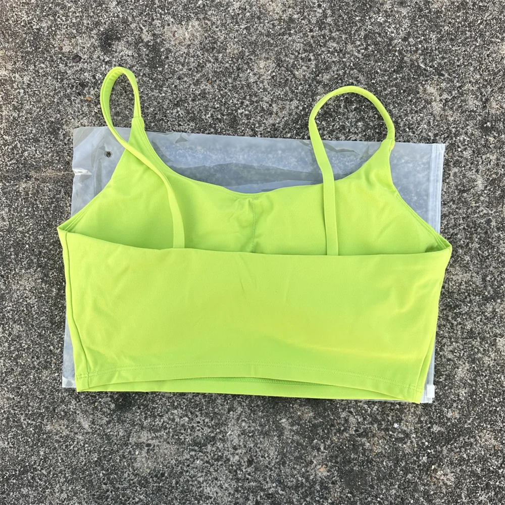 Sujetador deportivo de Color sólido para mujer, Top para gimnasio, Yoga, triángulo, sin espalda, atlético, recortado en la espalda, entrenamiento ajustado cruzado, suave con almohadilla para el pecho