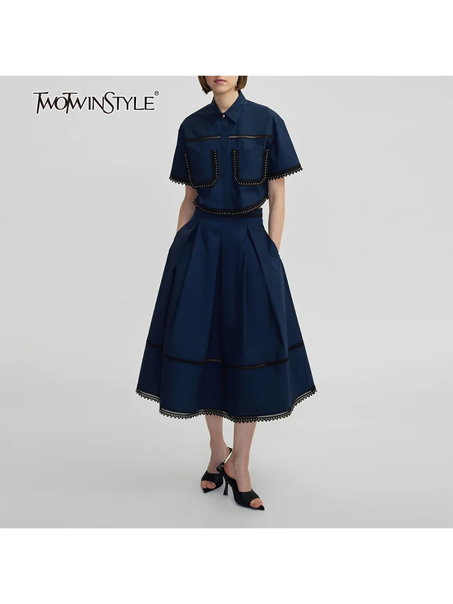 TWOTWINSTYLE, conjuntos lisos de dos piezas para mujer, Tops de manga corta con solapa, falda acampanada de cintura alta, conjuntos adelgazantes, estilo de moda femenina