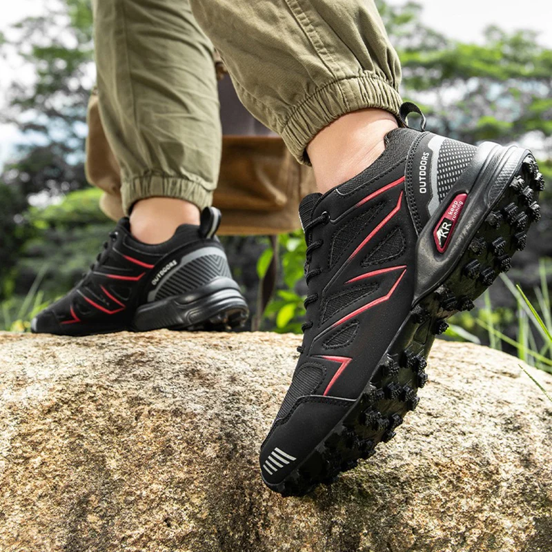 2025 nuevos zapatos de senderismo para hombres, zapatos deportivos impermeables para exteriores, botas de entrenamiento de senderismo de cuero cómodas, zapatos tácticos de gran tamaño para hombres