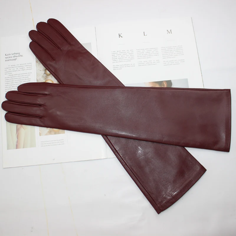 Nuevos guantes largos de piel de oveja para mujer, guantes de invierno de piel auténtica con forro de terciopelo cálido y versátil de Color sólido