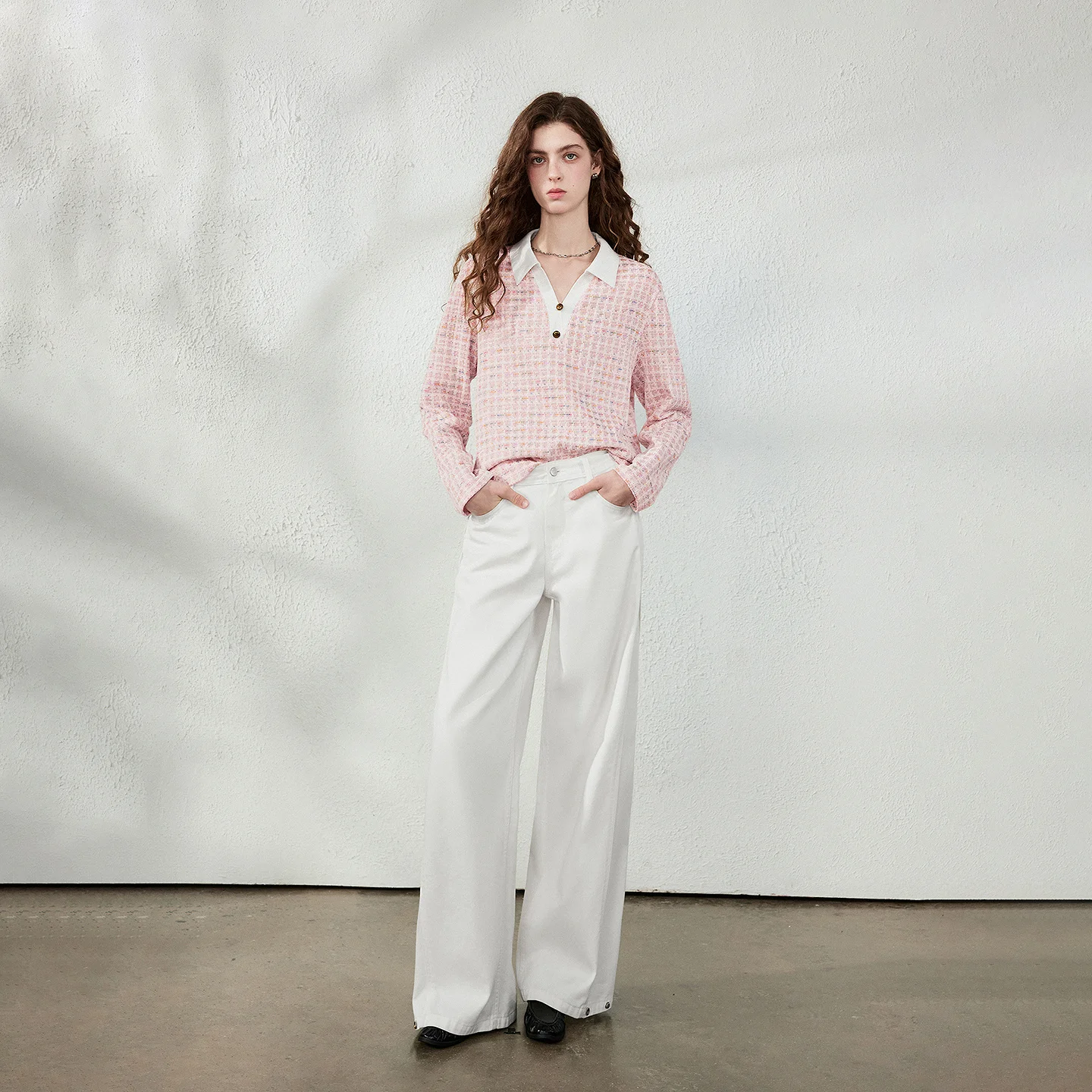 TOYOUTH Camisetas para mujer 2026 Otoño Nuevo tejido texturizado con cuello en V Tops sencillos de manga larga de color rosa claro elegantes